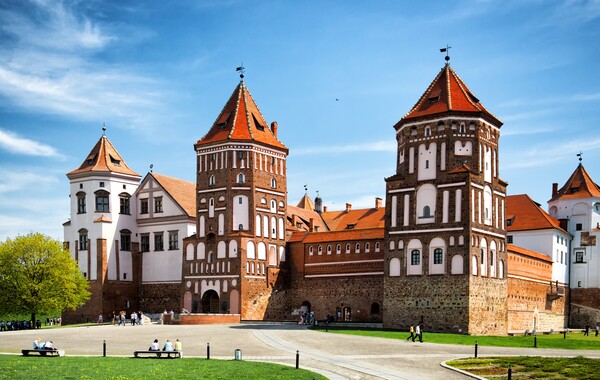 НЕСВИЖ - МИР